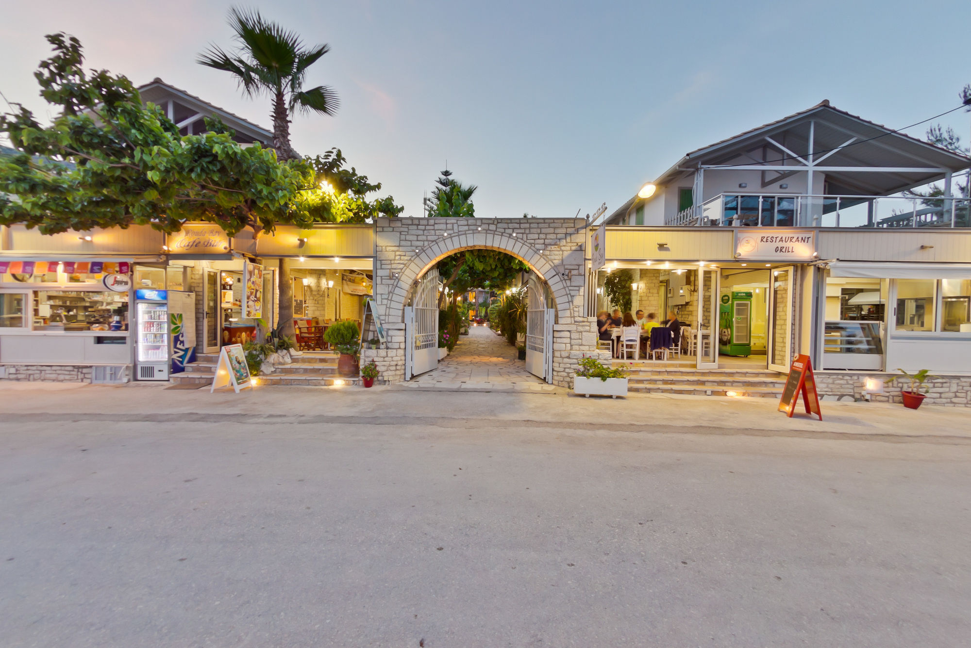 Rouda Bay Beach Hotel Микрос Гиалос Екстериор снимка